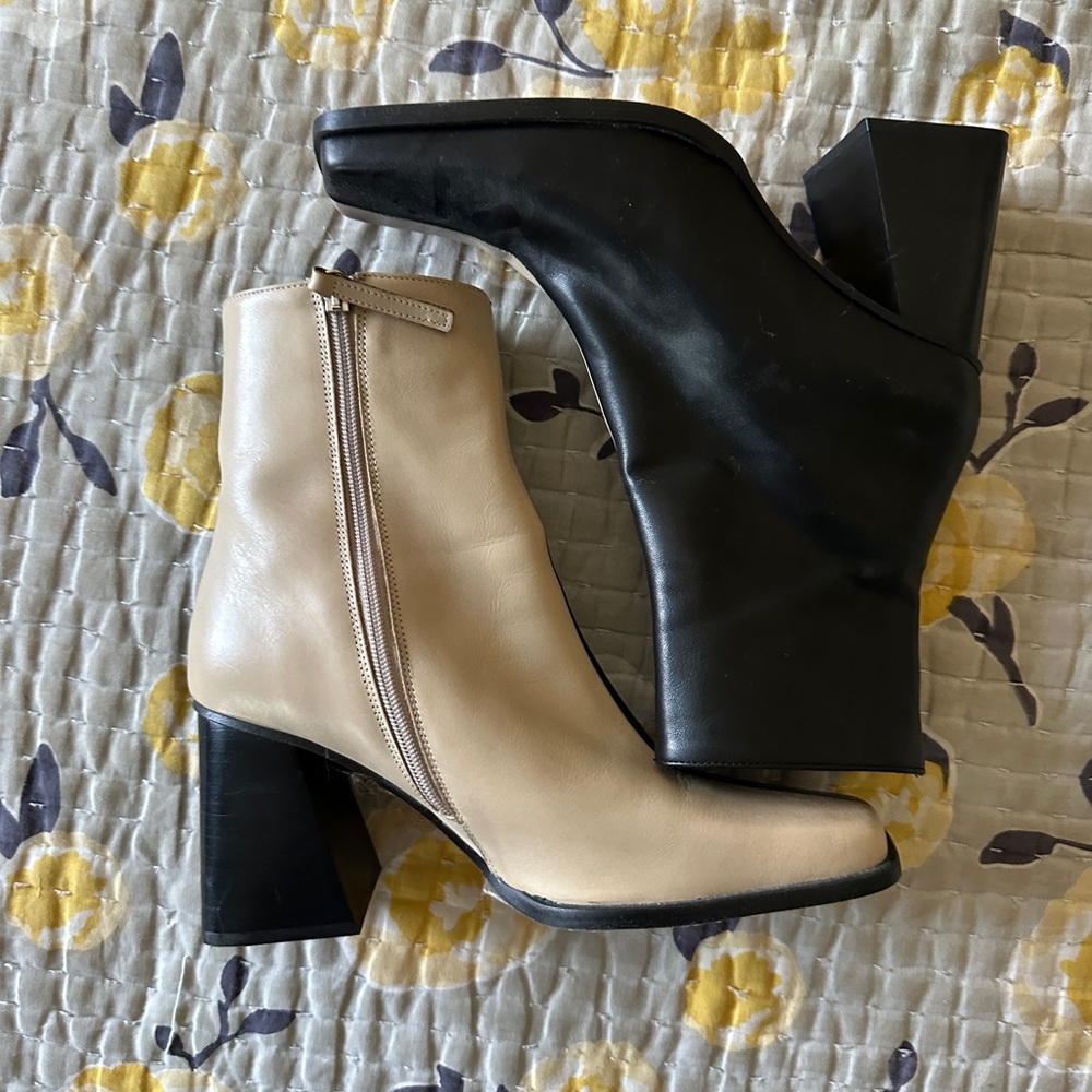 Two tone aloha boots